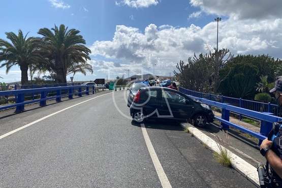  Accidente sin heridos en la rotonda de Los Pajaritos, en el casco urbano de Telde/TA.